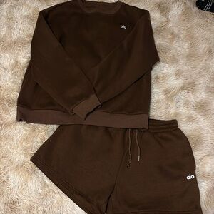 Alo crewneck and short set